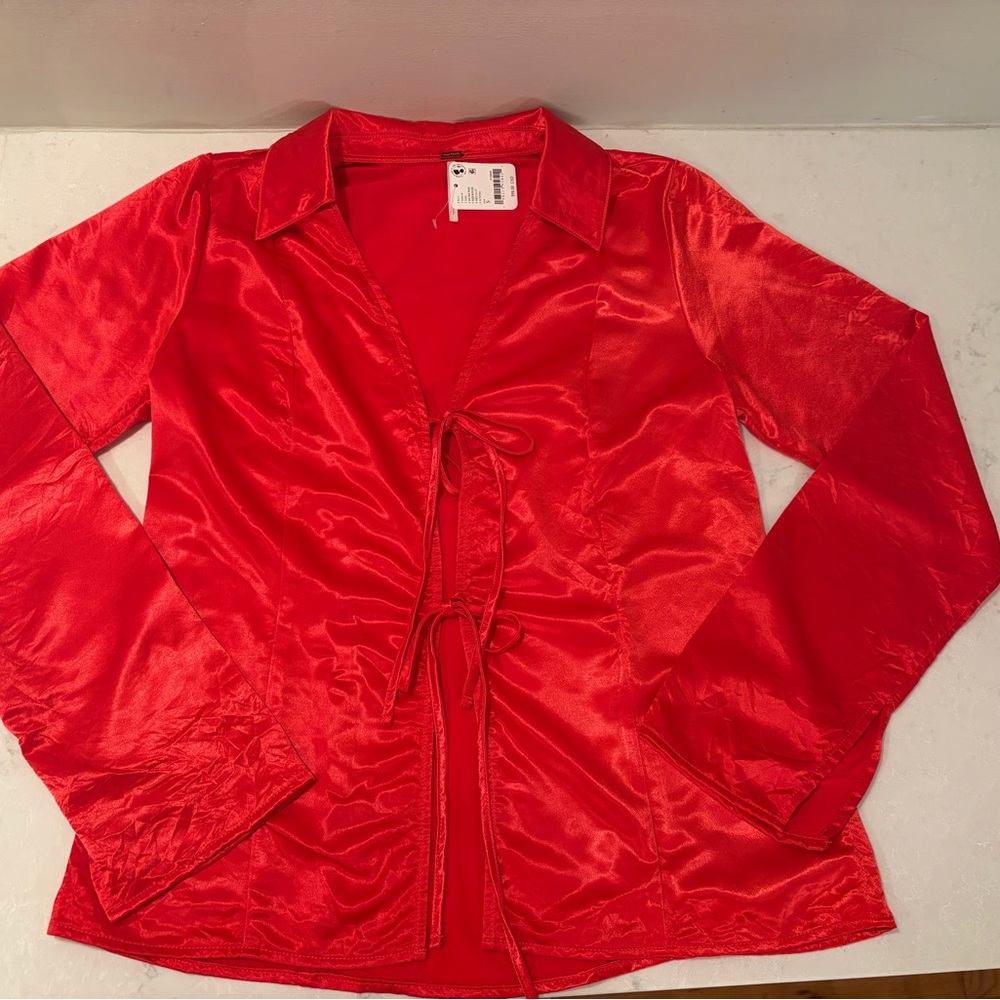 Free People Retro Red Tie Front with Bell Slit Sleeve Festival TopNWT size Small